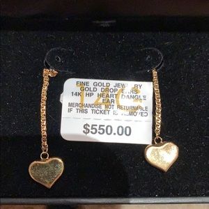 14K gold earrings. This item has never been worn!